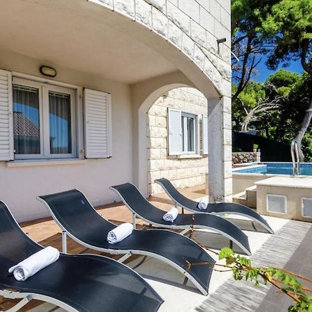 Wave N' Sea Apartment With A Private Pool Ντουμπρόβνικ Εξωτερικό φωτογραφία