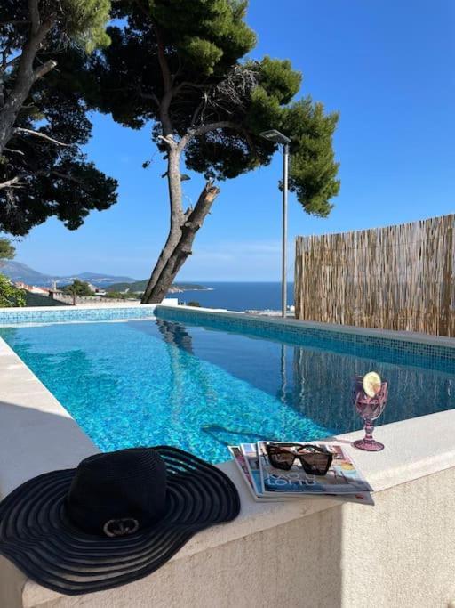 Wave N' Sea Apartment With A Private Pool Ντουμπρόβνικ Εξωτερικό φωτογραφία