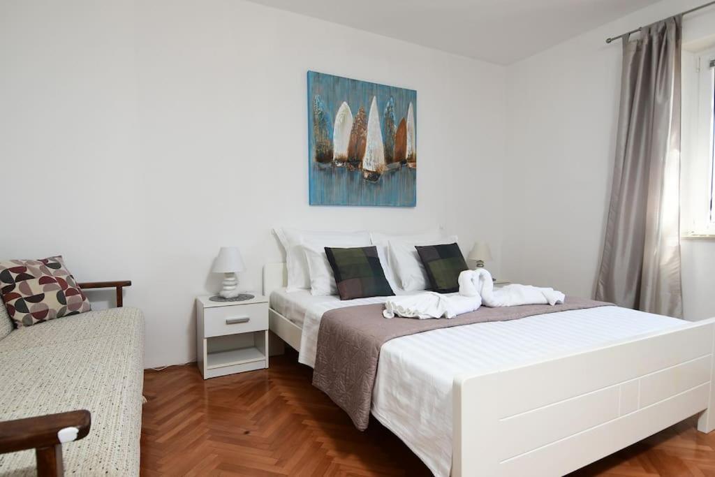 Wave N' Sea Apartment With A Private Pool Ντουμπρόβνικ Εξωτερικό φωτογραφία