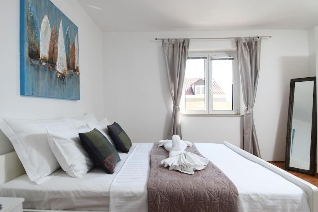 Wave N' Sea Apartment With A Private Pool Ντουμπρόβνικ Εξωτερικό φωτογραφία