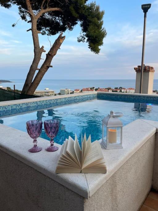 Wave N' Sea Apartment With A Private Pool Ντουμπρόβνικ Εξωτερικό φωτογραφία