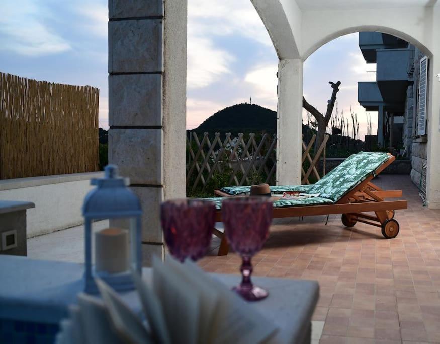 Wave N' Sea Apartment With A Private Pool Ντουμπρόβνικ Εξωτερικό φωτογραφία